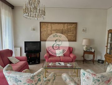 Soggiorno - Appartamento in Vendita in Via Arturo Toscanini a Firenze