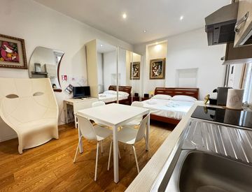 Soggiorno - Monolocale in Affitto in Via Giorgio Washington 9 a Milano