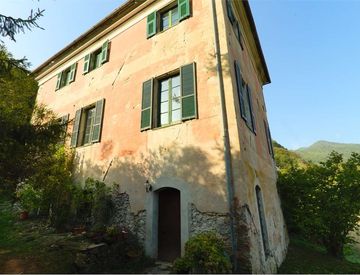 Foto 1 di 45 - Casa indipendente in Vendita in Frazione Muzio a Pieve di Teco