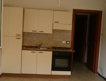 Cucina - Casa indipendente in Affitto in Via Piastroni 24 a Cascina
