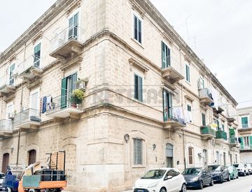 Foto 1 di 12 - Monolocale in Vendita in Via San Silvestris 12 a Bisceglie