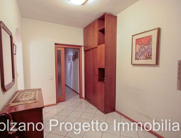 Foto 1 di 24 - Trilocale in Vendita in Piazza Giacomo Matteotti a Bolzano