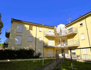 Facciata - Quadrilocale in Vendita in Via Rineggio a Borgo Tossignano