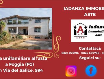 Foto 1 di 36 - Villa in Vendita in Via del Salice a Foggia