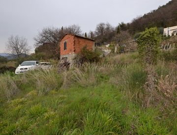 Foto 1 di 16 - Rustico, casale in Vendita in Strada Maciurina a Vallebona
