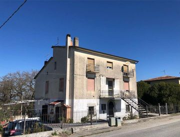 Foto 1 di 30 - Casa bifamiliare, trifamiliare in Vendita in SP414 146 a Todi