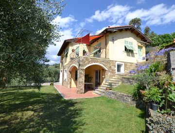 Foto 1 di 40 - Villa in Vendita in Strada Sanferian a San Biagio della Cima