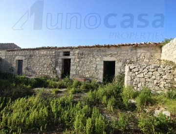 Foto 1 di 15 - Rustico, casale in Vendita in zona Centro a Ragusa