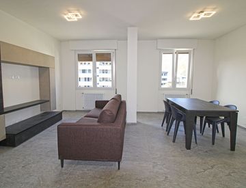 Soggiorno - Trilocale in Vendita in Via Valverti 11 a Breno