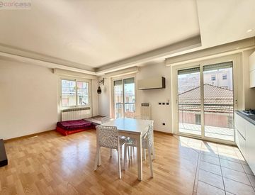 Soggiorno - Quadrilocale in Vendita in Via Dante Alighieri 310 a Sanremo