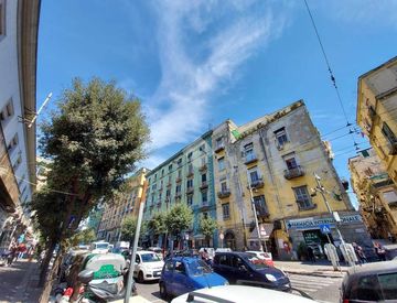 Area comune - Trilocale in Vendita in Vico della Neve a Napoli