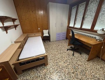 Camera da letto - Quadrilocale in Affitto in Via Sempione 1 a Pisa