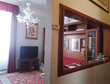 Camera da letto - Appartamento in Vendita in Via Verzellino a Savona