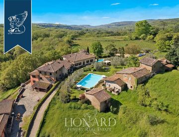 Area comune - Villa in Vendita in zona Lucolena a Greve in Chianti