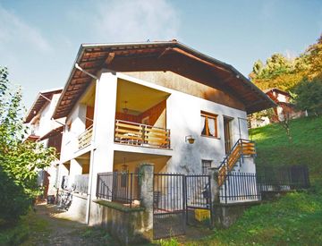 Foto 1 di 9 - Villa in Vendita in Località Arva a Cellio con Breia