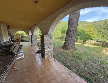 Giardino - Casa indipendente in Vendita in SP63 a Apricale