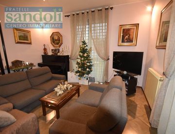 Soggiorno - Casa indipendente in Vendita in Via Don Cesare Martinetti a Vercelli