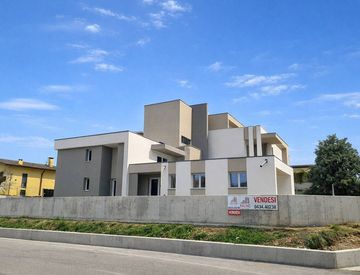 Vista - Quadrilocale in Vendita in zona Rorai Grande-Grigoletti a Pordenone