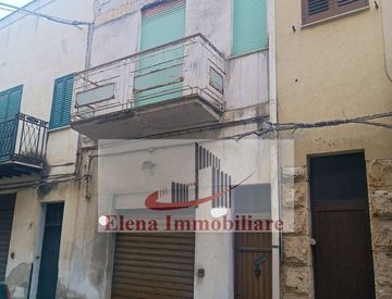 Foto 1 di 1 - Edificio in Vendita in Via Vittorio Veneto a Alcamo
