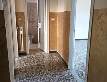 Corridoio - Trilocale in Affitto in Vicolo Roccavione 21 a Asti