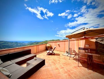 Terrazza - Rustico, casale in Vendita in Vicolo Cassano 1 a Perinaldo