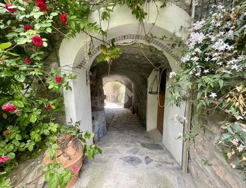 Giardino - Rustico, casale in Vendita in Via XXV Aprile 1 a Borgomaro