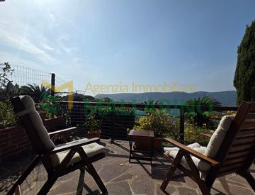 Terrazza - Trilocale in Affitto in Via Giovanni da Verrazzano a Finale Ligure