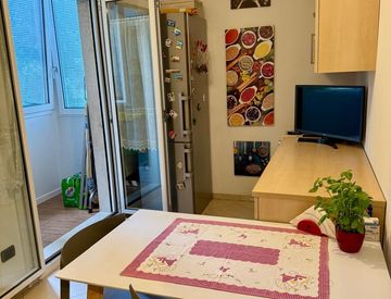 Soggiorno - Trilocale in Vendita in Via Firenze 45 a Bolzano