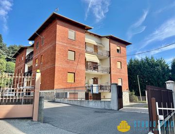 Vista - Quadrilocale in Vendita in Via Liliano Brovarone 10 a Biella