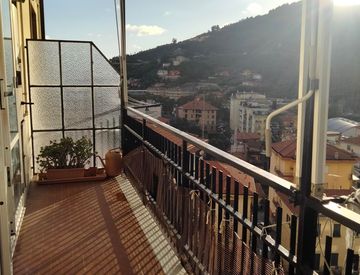 Terrazza - Quadrilocale in Vendita in Via Cesare Battisti a Imperia