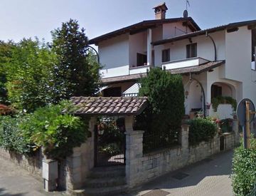 Foto 1 di 29 - Villa in Vendita in Via Leonardo Da Vinci 4 a Crescentino