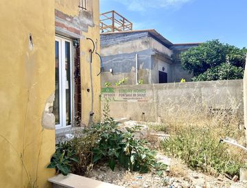 Foto 1 di 18 - Villetta a schiera in Vendita in Via Monti Iblei a Santa Croce Camerina