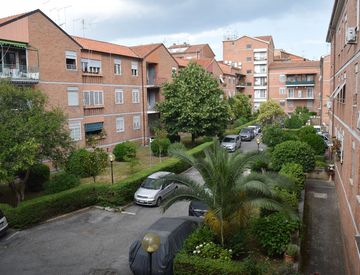 Giardino - Trilocale in Affitto in Viale dei Romanisti 20 a Roma