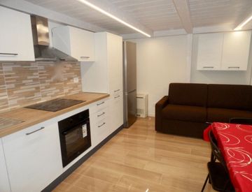 Stanza - Loft in Affitto in Via Teglio 2 a Milano