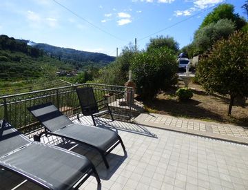 Terrazza - Casa indipendente in Vendita in Via Luvea a San Bartolomeo al Mare