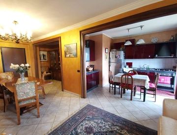 Soggiorno - Trilocale in Vendita in Via Leonardo da Vinci a Piedimonte San Germano