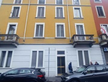 Foto 1 di 24 - Bilocale in Vendita in Via Felice Cavallotti 155 a Sesto San Giovanni