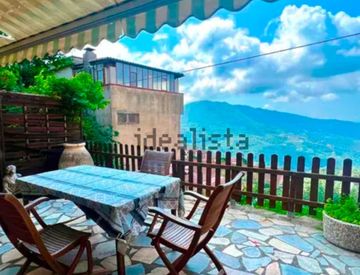 Terrazza - Casa indipendente in Vendita in Via Dolceacqua a Perinaldo