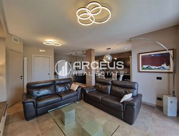 Soggiorno - Appartamento in Vendita in zona Colombare a Sirmione