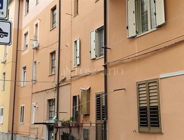 Foto 1 di 12 - Quadrilocale in Vendita in Via Mario Greco a Catanzaro