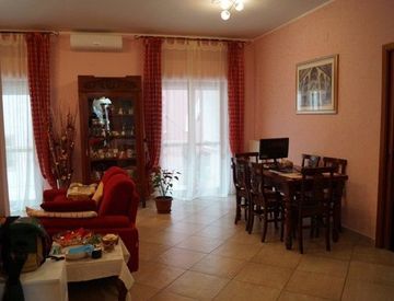 Soggiorno - Appartamento in Vendita in Via Bambinello Gesù a Catanzaro