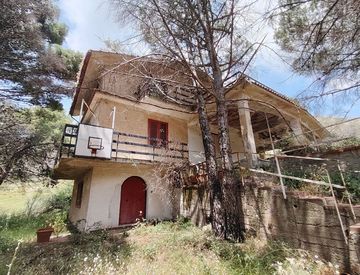 Facciata - Villa in Vendita in Strada Intercomunale 7 169 a Montelepre