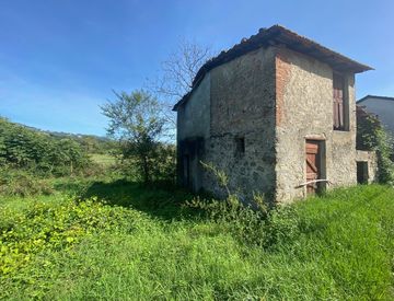 Facciata - Rustico, casale in Vendita in Via del Piano a Follo