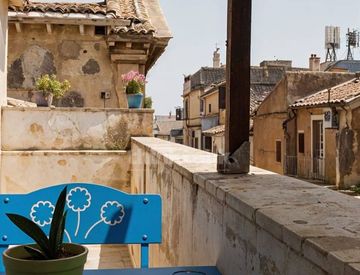 Foto 1 di 10 - Appartamento in Vendita in Via Ciullo D'Alcamo a Ragusa