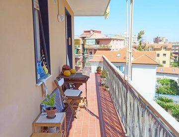 Terrazza - Appartamento in Vendita in Via Beglini a Taggia