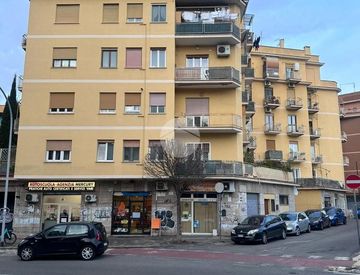 Vista - Bilocale in Vendita in Viale Opita Oppio 65 a Roma