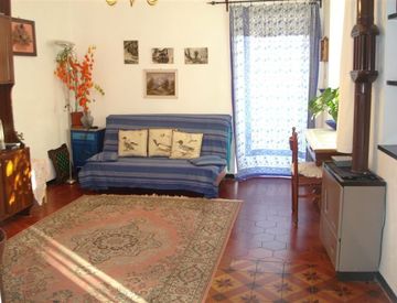 Soggiorno - Casa indipendente in Vendita in Canneto a Prelà
