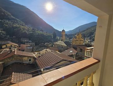 Terrazza - Rustico, casale in Vendita in Via Marco Aurelio 17 a Badalucco