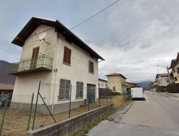 Facciata - Casa indipendente in Vendita in Corso Pietro Rolandi 167 a Quarona
