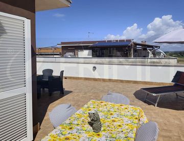 Terrazza - Attico, mansarda in Vendita in Via Bolzano 217 a Ardea